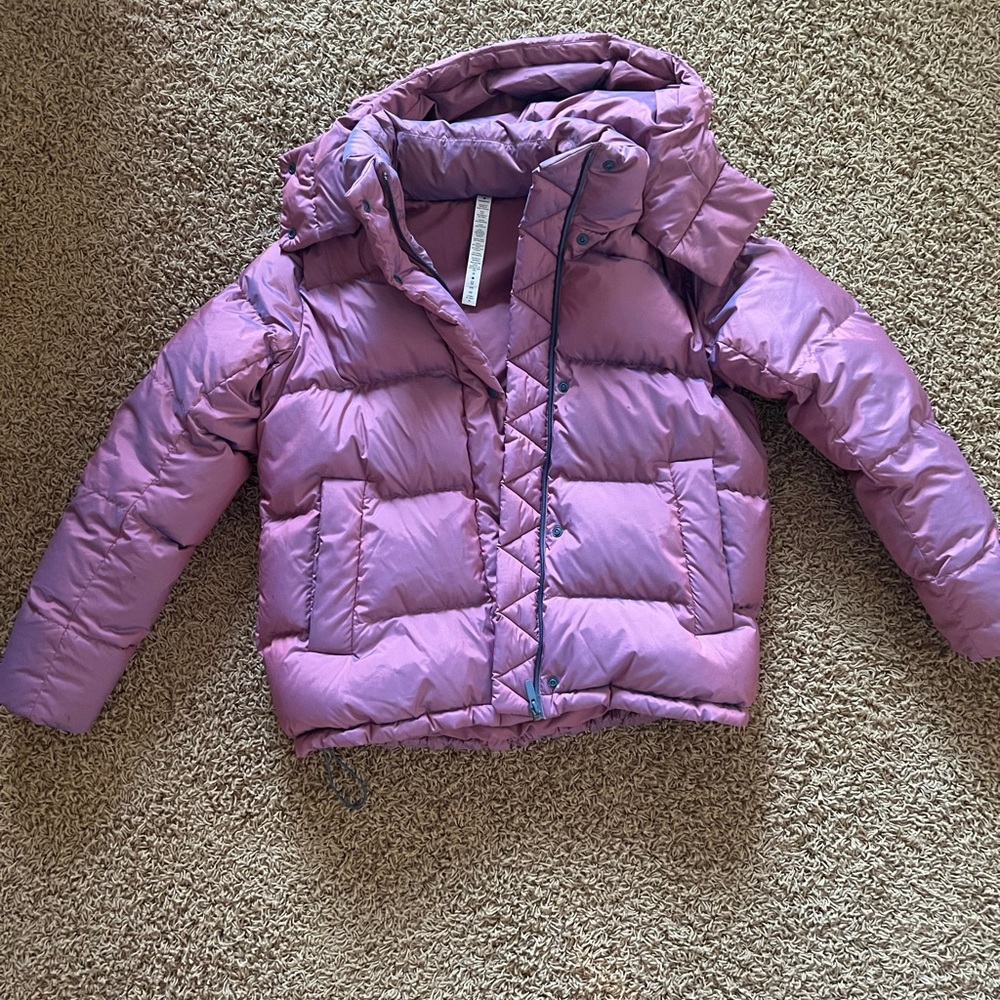 Size 8 Wunder Puff Lululemon